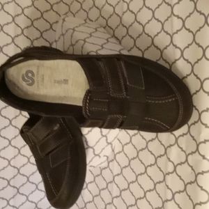 NWOT Black Clark Cloudsteppers